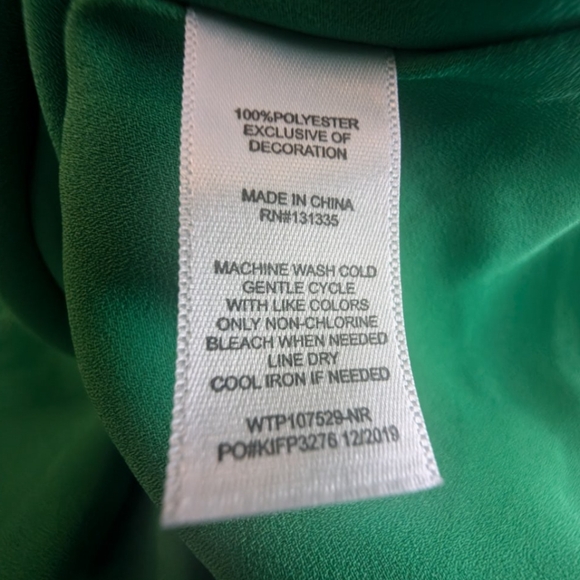 Socialite green lace trim camisole small - Picture 4 of 4